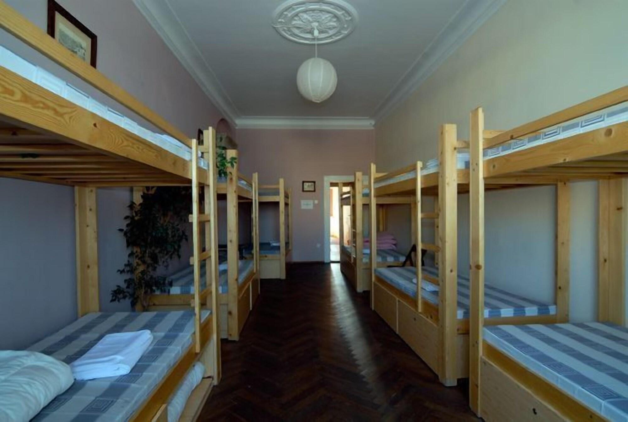 Hostel Rynek 7 كراكوفيا المظهر الخارجي الصورة