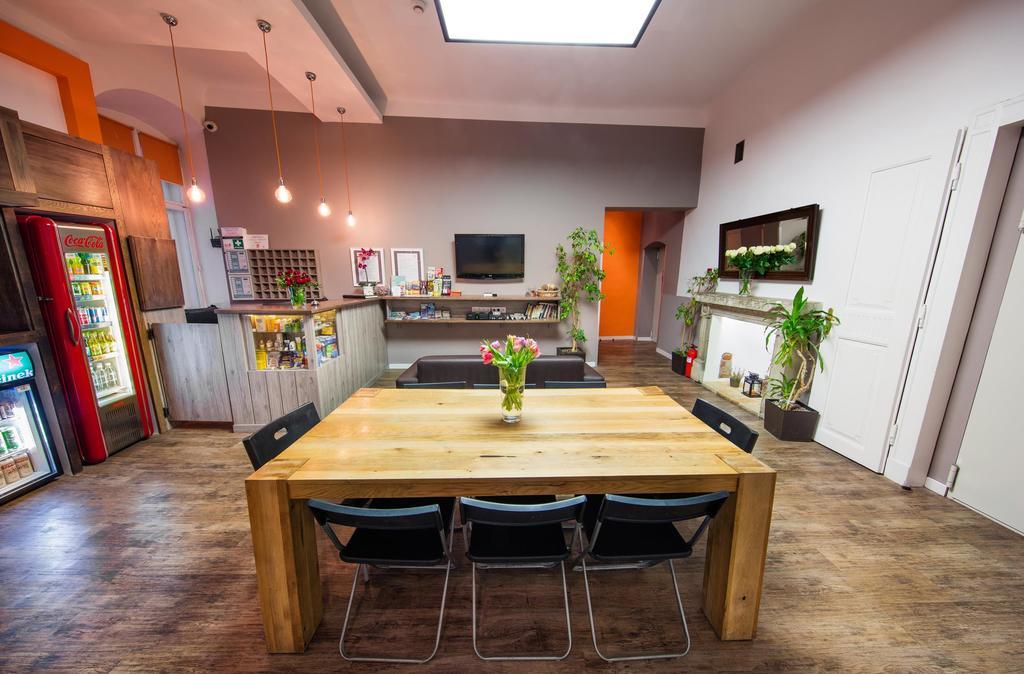 Hostel Rynek 7 كراكوفيا المظهر الخارجي الصورة