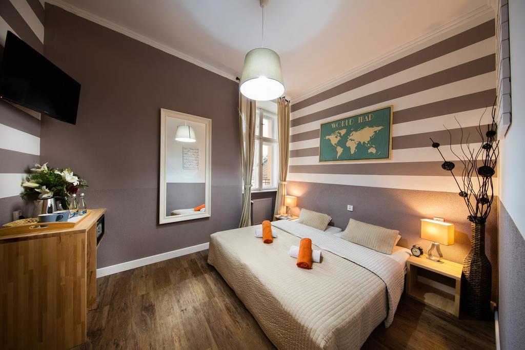Hostel Rynek 7 كراكوفيا المظهر الخارجي الصورة