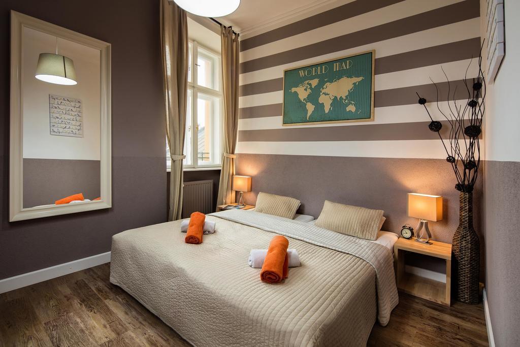 Hostel Rynek 7 كراكوفيا المظهر الخارجي الصورة